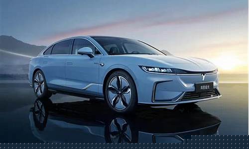岚图汽车：首批智慧超充站已在武汉、上海、合肥三城三站正式落成